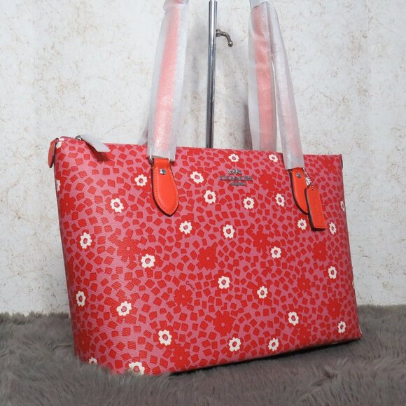 Coach Gallery Bag with Floral Print (Pink/Multi-color) - Picture 2 of 6